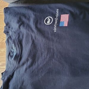 Vineyard Vines t-shirt